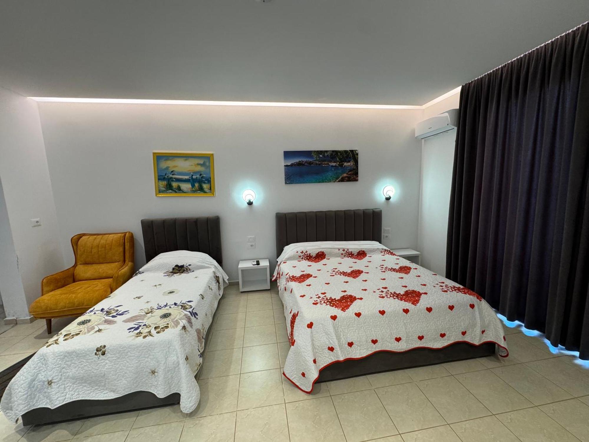 Feniks Hotel คซามิล ภายนอก รูปภาพ