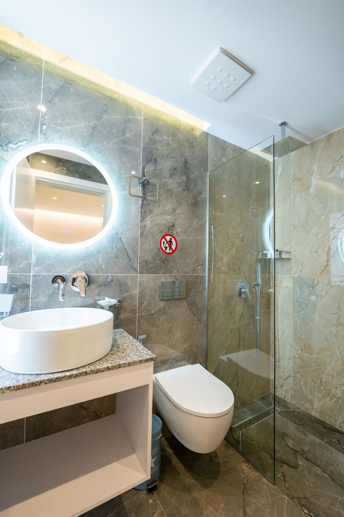 Feniks Hotel คซามิล ภายนอก รูปภาพ