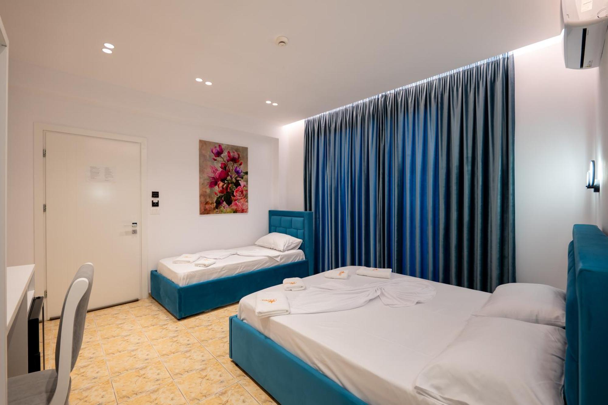 Feniks Hotel คซามิล ภายนอก รูปภาพ