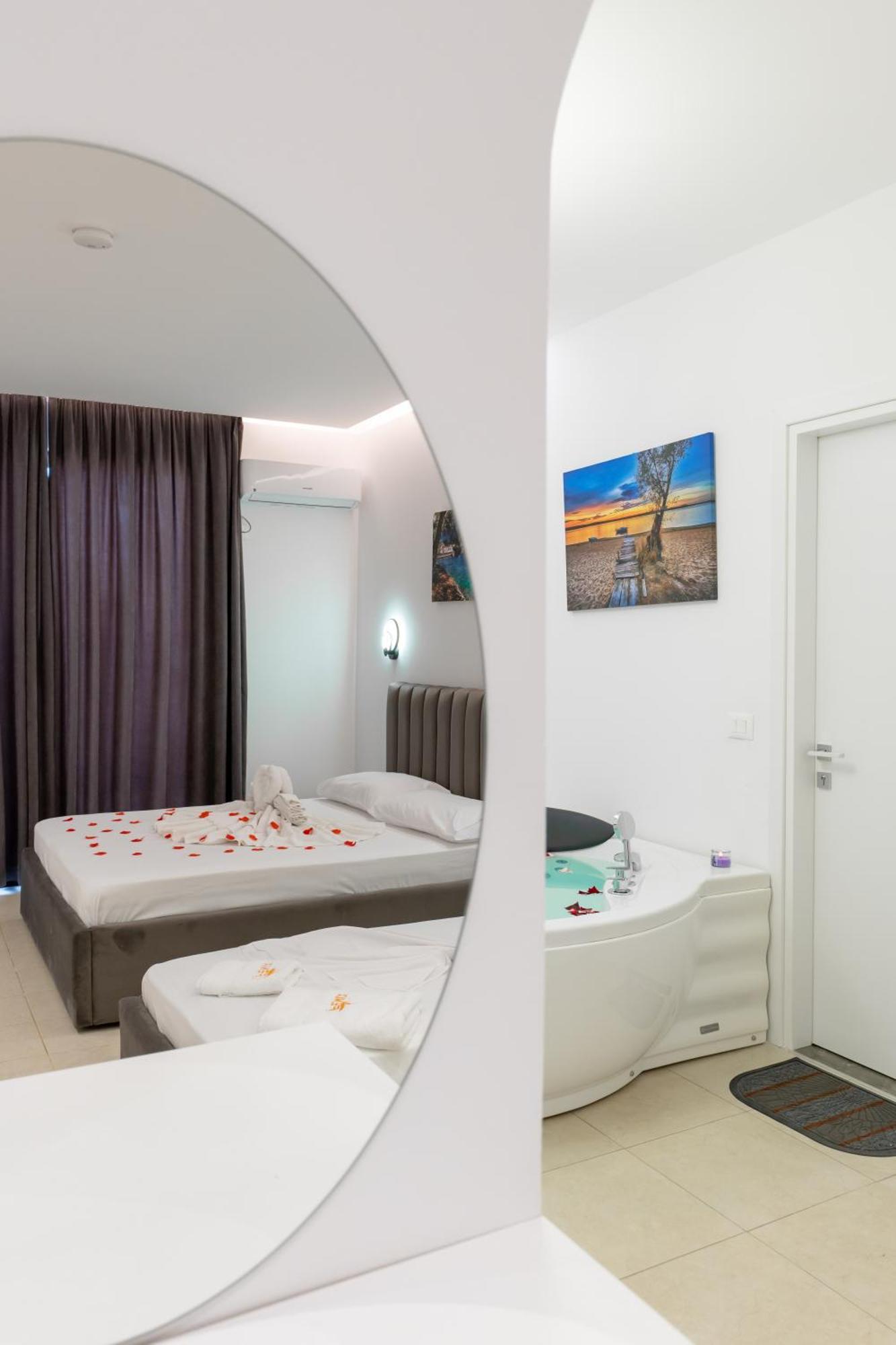 Feniks Hotel คซามิล ภายนอก รูปภาพ